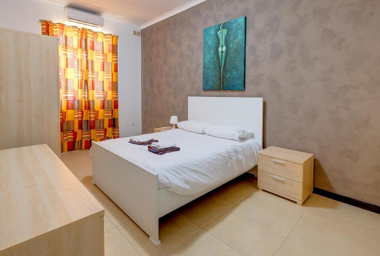 Modern 2 Bedroom Maisonette In Central Sliema Exterior foto